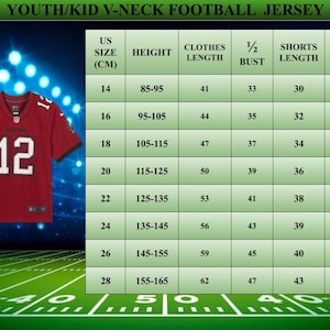 Pode incluir: Uma camisola de futebol juvenil vermelha com o n&uacute;mero 12 em branco. A imagem inclui uma tabela de tamanhos com medidas em cent&iacute;metros para altura, comprimento da roupa, busto, comprimento dos cal&ccedil;&otilde;es e cintura.