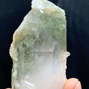 Natürlicher Chlorit inklusive Quarz aus Pakistan / 93 Gramm