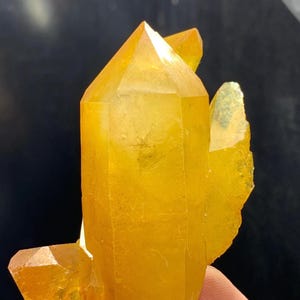Golden Healer Quartz Terminated Crystal Specimen from Pakistan / 74 Grams