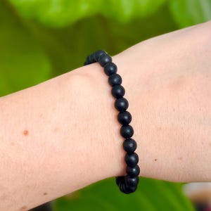 Shungite Crystal Bracelet, 6mm Beaded Stretchy Crystal Bracelet, Shungite Jewelry, Shungite Stacking Bracelet, Grounding Shungite Bracelet