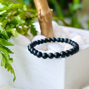 Shungite Crystal Bracelet, 6mm Beaded Stretchy Crystal Bracelet, Shungite Jewelry, Shungite Stacking Bracelet, Grounding Shungite Bracelet
