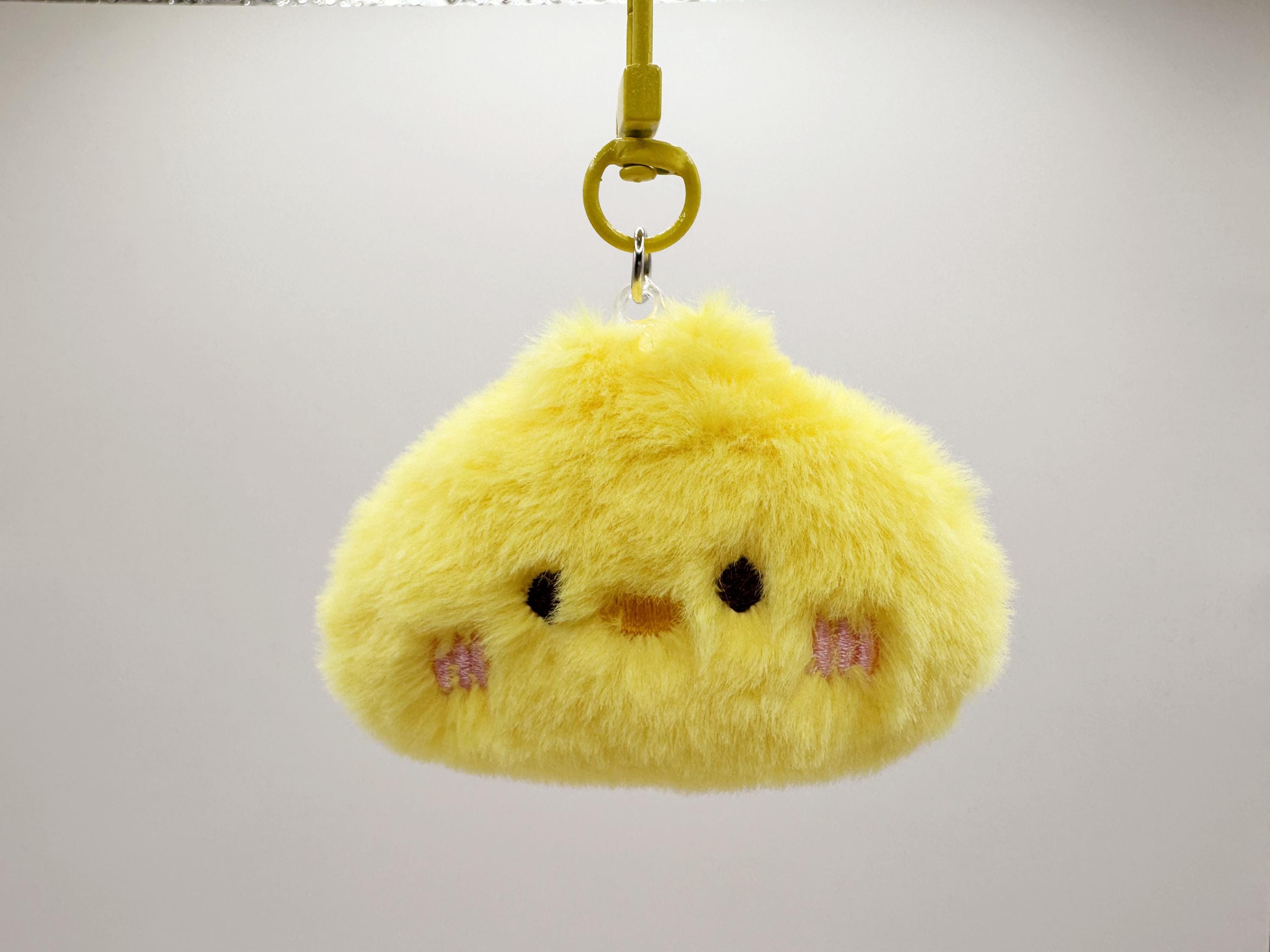 ミニひよこぬいぐるみキーホルダー：手作りのふわふわの黄色いひよこの