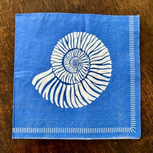 Blau und Weiße Muschel Servietten - Cocktail Größe - 3er Set - Küsten Servietten - Bastel Gewebe - Chinoiserie Muschel