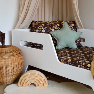 Fitted Sheet single bed Night Garden Floral design children's bedding, organic cotton, floral bed sheet, children's Bedding image 5