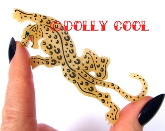 Leopard Acrylic Brooch by Dolly Cool - Old School Tattoo - Vintage Style Novelty Brooch - Climbing Cheetah - Fakelite - Marble Swirl