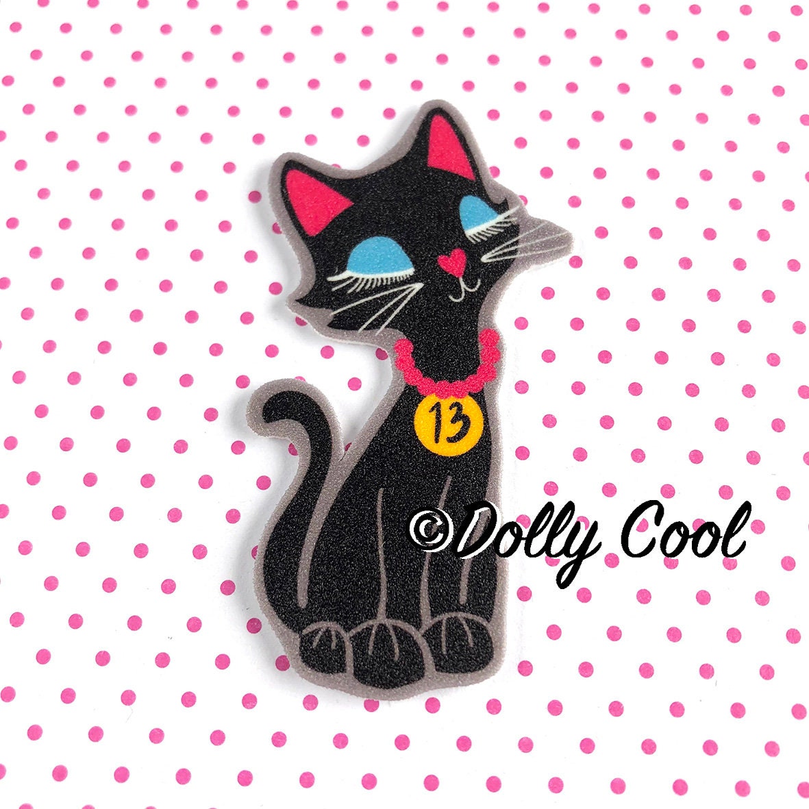 黒猫ブローチ - ラッキー13 - レトロ ビンテージ スタイル 黒猫ブローチ - ラッキー13 - レトロ ビンテージ スタイル