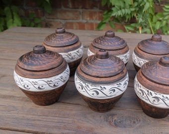 Handmade Red Clay Pot with Lid: Christmas Pottery Baking Dish