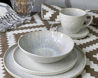 Juego de vajilla blanca / Platos y taza de gres neutro / Vajilla minimalista / Decoración rústica para el hogar / Juego de regalo de Acción de Gracias