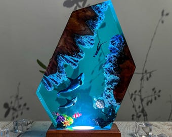 Ocean Resin Lamp – Underwater Epoxy Art Light with Whales, Diver & Turtle, LED Wood Base Night Light, Gift for Ocean Lover