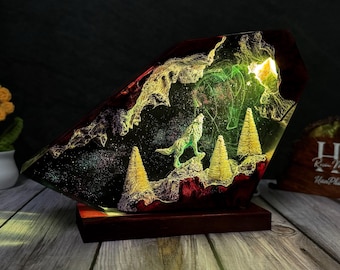 Wolf Resin Lamp – Forest Night Light Diorama