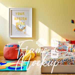 Maqueta de marco de arte de pared vertical para habitación infantil, maqueta de póster con marco blanco, diseño de arte digital para interior de habitación infantil, fácil de editar (PSD y PNG)