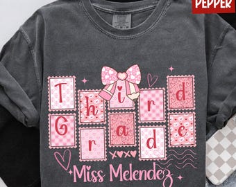 Personalized Valentine Teacher Shirt, Custom Grade level Tee, Teacher Name t-Shirt, Classroom Valentine Apparel