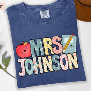 Personalized Teacher Name Shirt, Patchwork Apple School Tee,  Teacher Appreciation Gift, Back to School Shirt