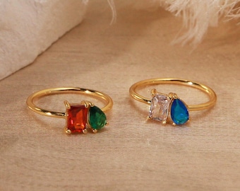 Emerald & Pear Cut Birthstone Ring • Personalized Birthstone Ring • Mini Toi Et Moi Birthstone Ring • Perfect Couples Gift • Gifts for Her