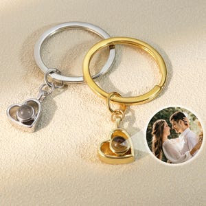 Personalized Heart Projection Photo Keychain • Custom Photo Keychain • Personalized Picture Inside • Trendy Best Friend Gift • Birthday Gift