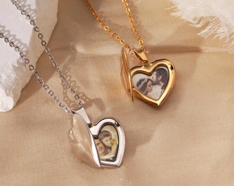 Heart Locket Necklace with Photo • Photo Necklace • Vintage Locket Necklace • Best Friend • Personalized Gift for Her • Christmas Gift