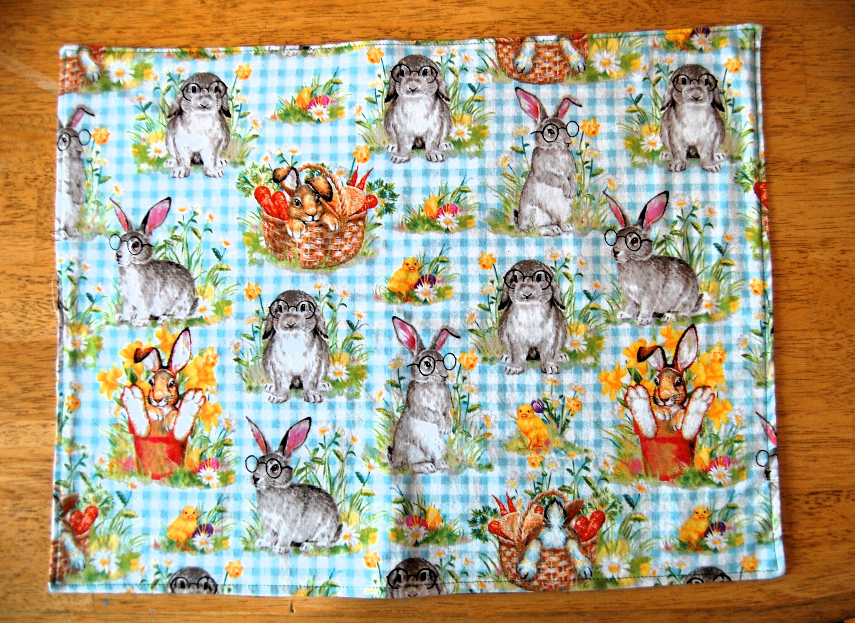 Bonhause Set Di 4 Tovagliette Pasquali 30x45 Cm - Con Coniglietti E Uova, In Finto Lino Lavabili - Decorazione Tavola Primaverile