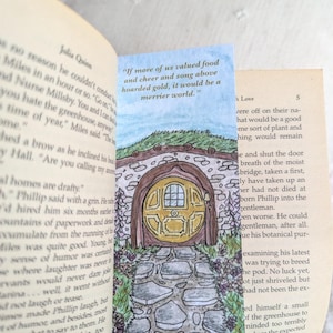 Hobbit hole cosy cottage core bookmark. JRR Tolkien small gift. LOTR Lord of the Rings. Bilbo baggins home. The Hobbit fans. The Shire.