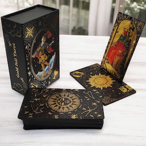 Luxuriöse Folien-Tarotkarten mit Holzständer - Wahrsage- und Voraussage-Set