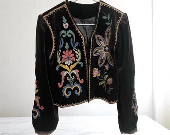Vintage Embroidered Velvet Jacket – Boho Folk Floral Blazer with Colorful Threadwork | Festival Statement Outerwear for Women