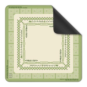K&ouml;nnte beinhalten: Ein rechteckiges Mauspad mit cremefarbenem Mittelteil und einem gr&uuml;nen Rand mit einem griechischen Schl&uuml;sseldesign. Das Mauspad hat eine schwarze Unterseite und enth&auml;lt den Text "WALLS PLAY" und "CHARLESTON RIGHT OVER LEFT".