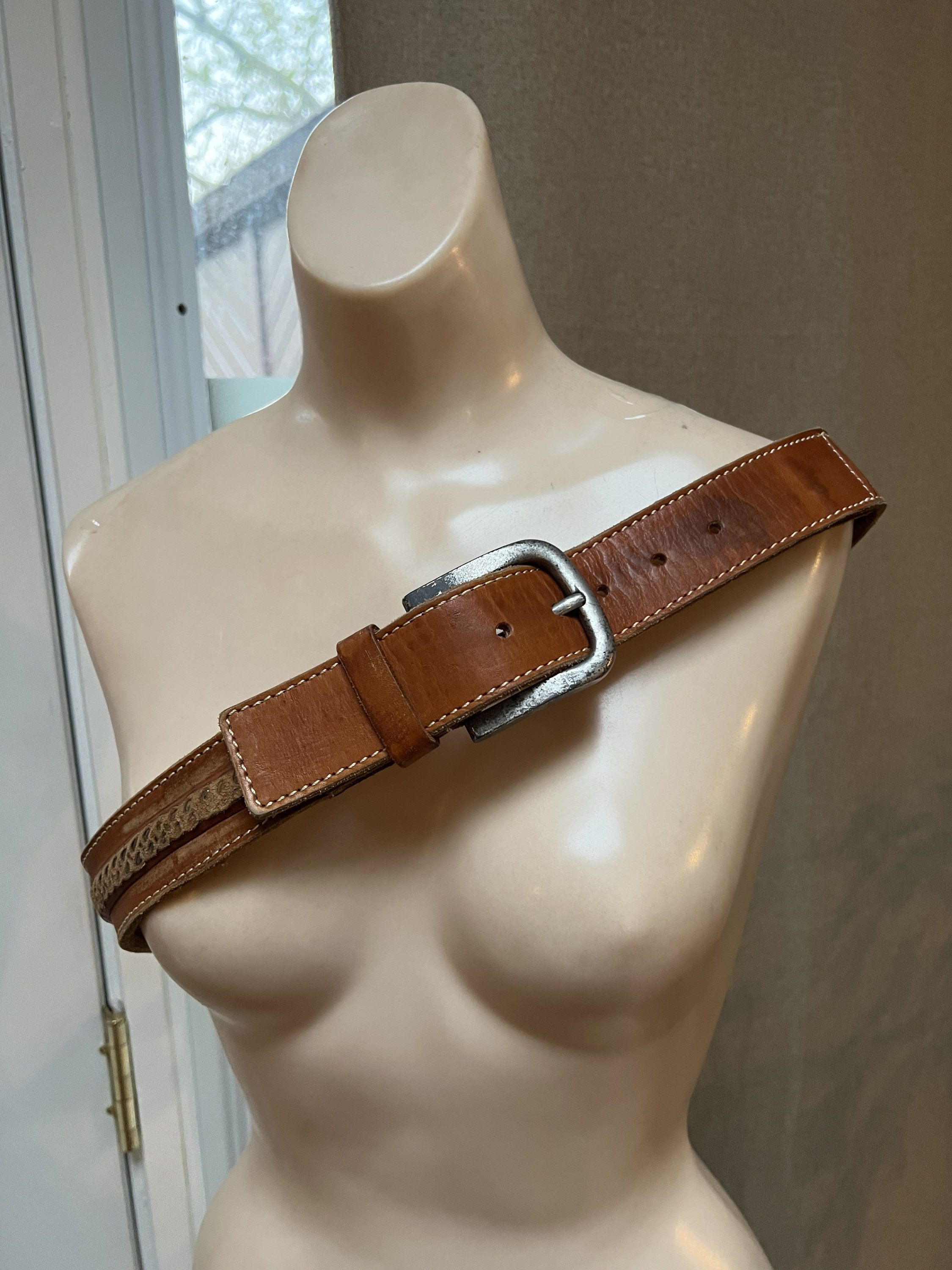 Vintage Heavy Duty British Tan Leather Fossil Belt 34-38 
