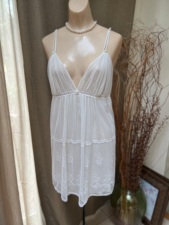 Vintage off white sheer embroidered short night g… - image 9