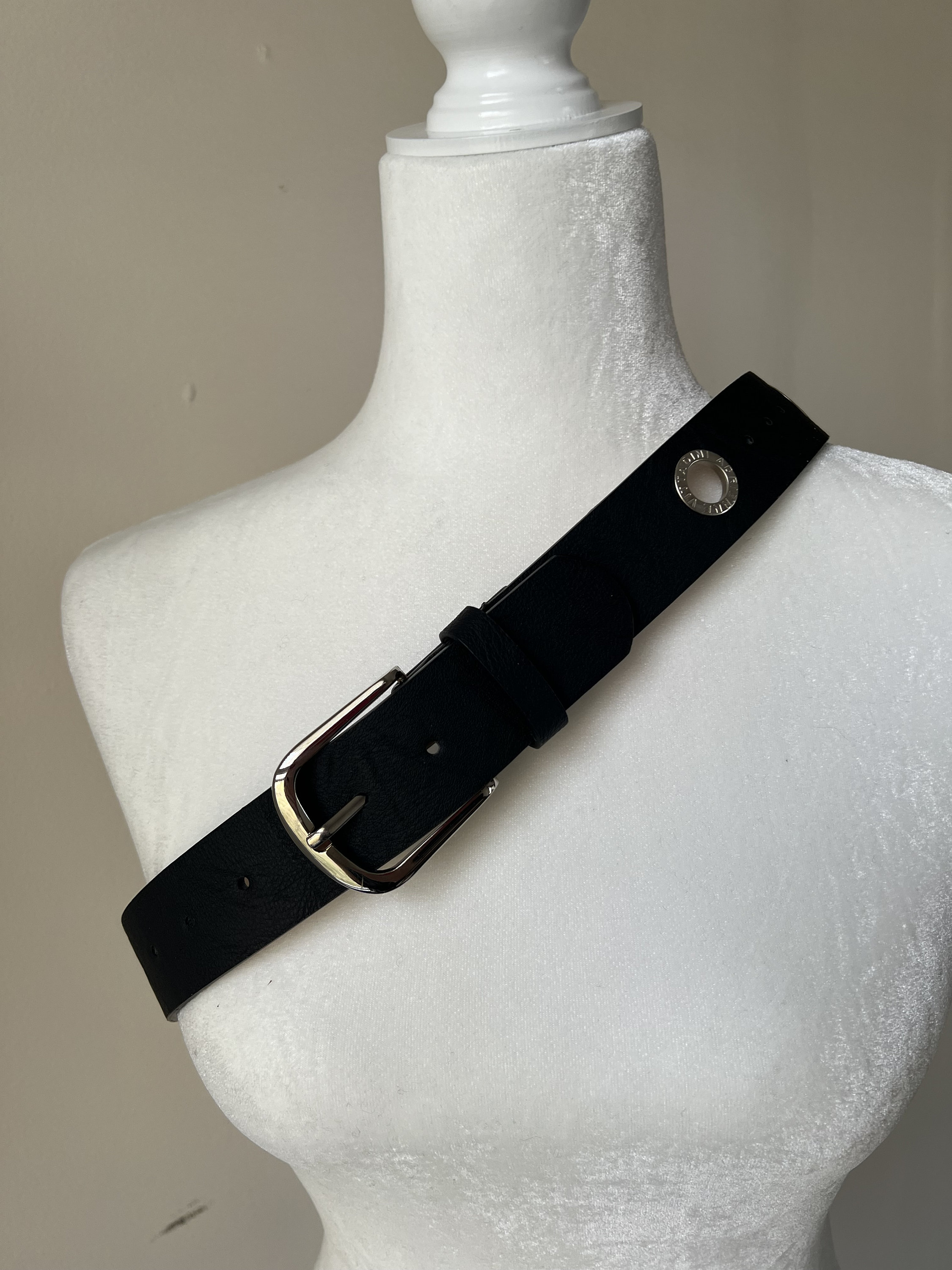 Vintage Black Silver Trim Adrienne Vittadini Adjustable Belt  display picture 1