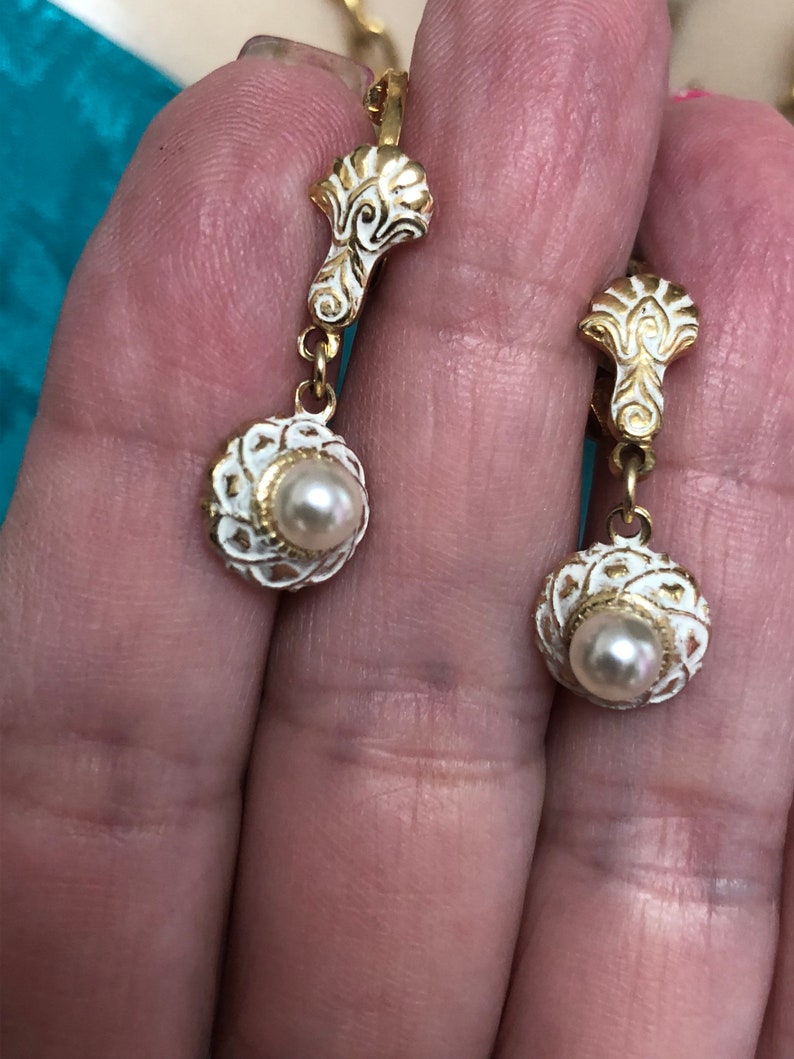 gold white owl pendant necklace matching clip earrings owl jewelry summer jewelry Vintage gold white owl pendant necklace