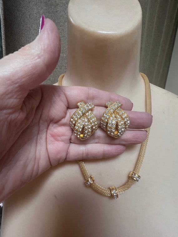 Gold mesh deals necklace with crystals