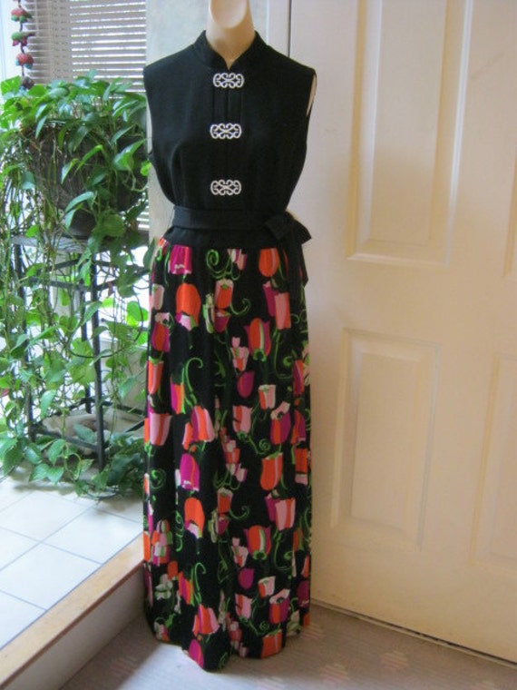 black flowered maxi dress