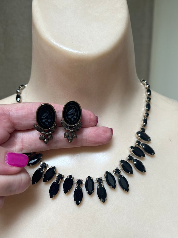 Vintage black faceted glass necklace set, Banana … - image 8