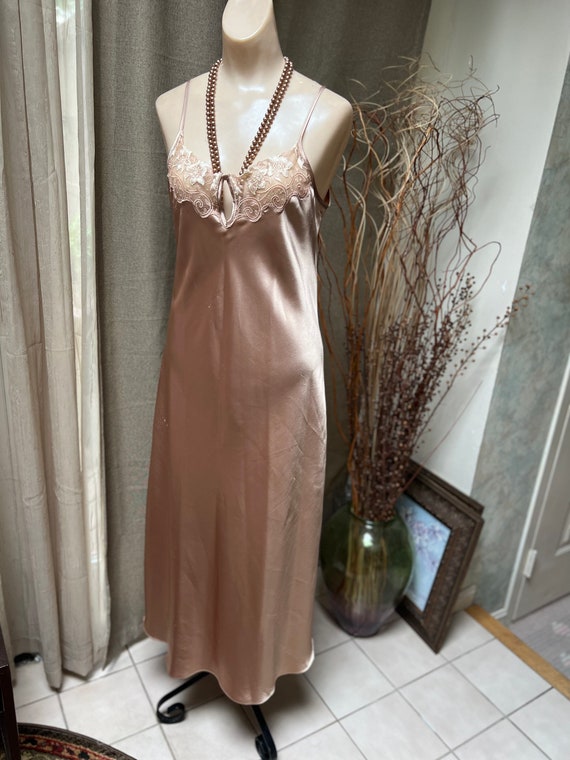Vintage golden tan satiny Halston long night gown… - image 3