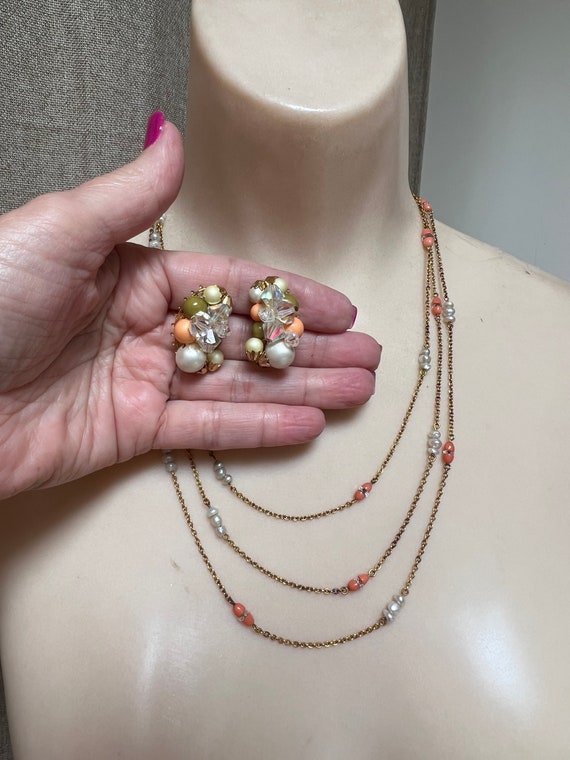 Vintage dainty faux coral pearl station chain 60",