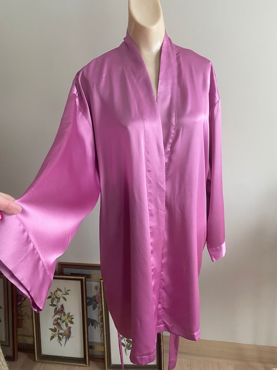 Vintage rose pink silky feel wrap tie robe M, Vict