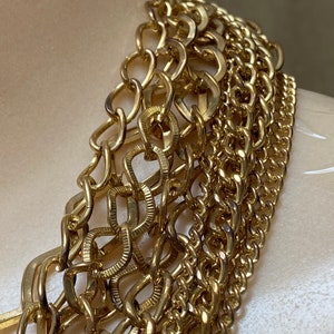 Vintage multi strand goldtone chain link necklace, 10 strand multi size chains necklace, multi chain necklace earrings set, statement set 画像 5