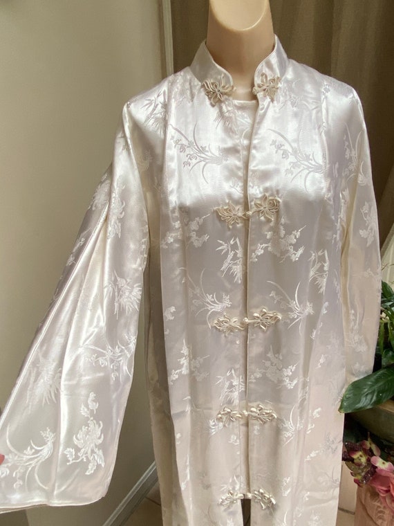 Vintage pearly white silky embossed Oriental robe