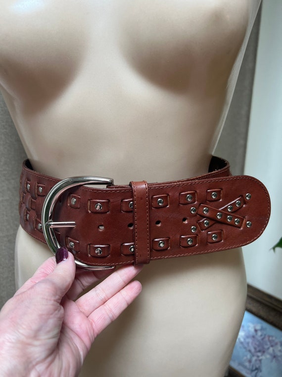 Vintage DKNY wide tobacco color leather belt Sm, D