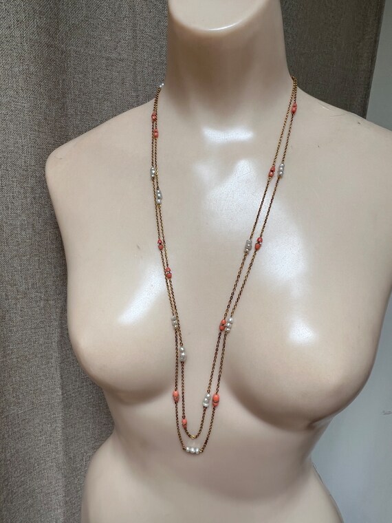 Vintage dainty faux coral pearl station chain 60"… - image 9