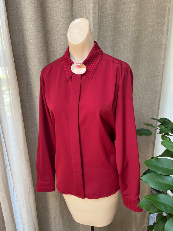 Vintage berry red stitched collar cuffs blouse S, 