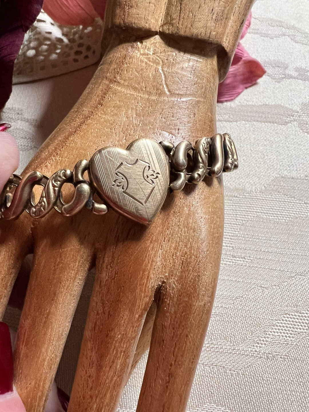 Vintage American Queen Expandable Heart Bracelet Gold Over Etsy