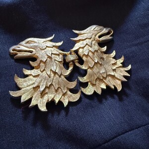 Vintage brushed goldtone feathered gargoyle belt buckles, feathered ?eagles? brushed goldtone 2 piece belt buckle, eagle buckles for belt