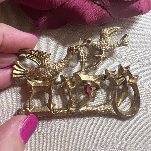 Vintage Judaica Brutalist brooch/pendant, Chaim Gross SHALOM peace brooch, Brutalist brooch doves SHALOM pin/pendant, Jewish artist sculptor