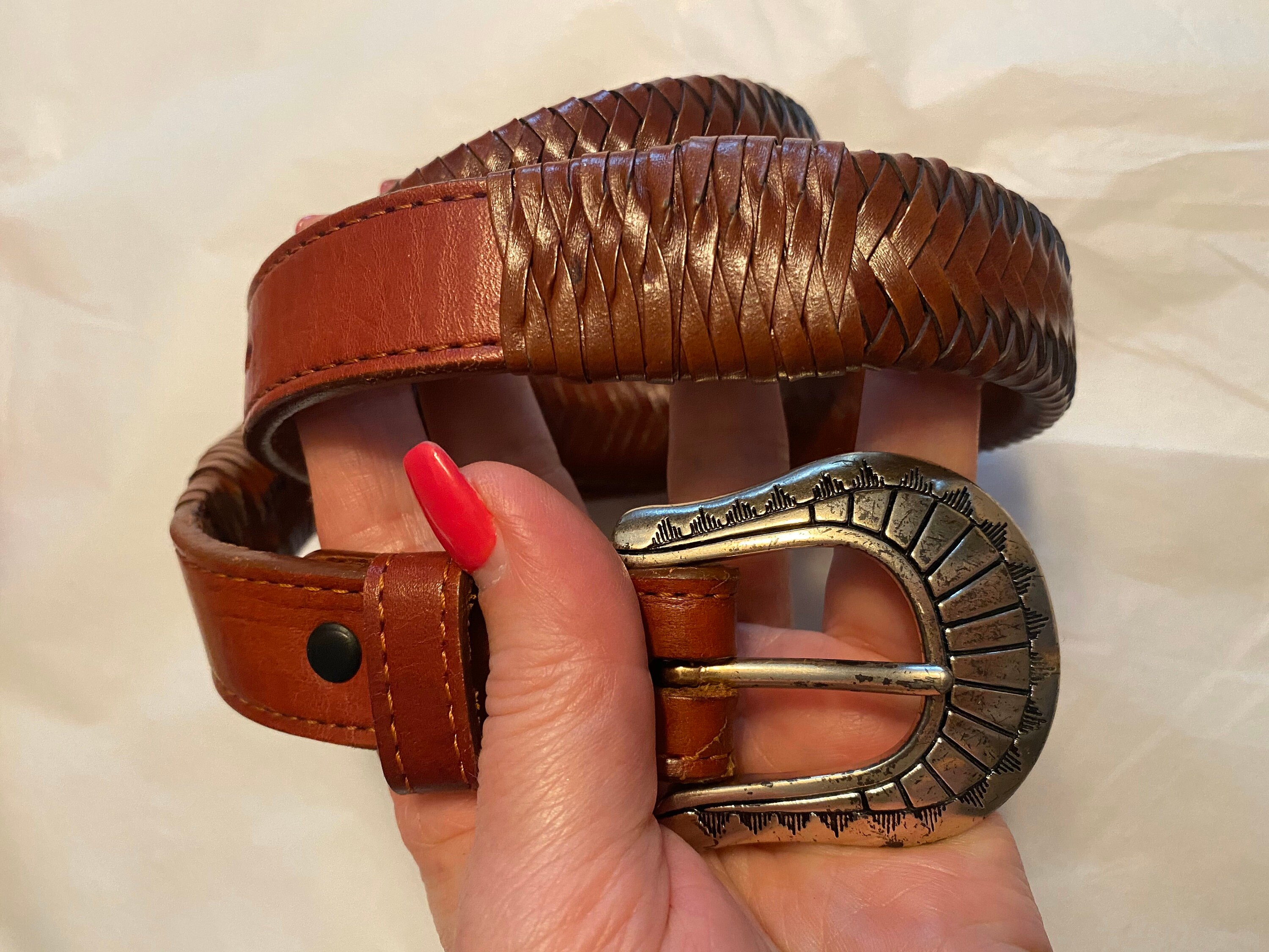 Vintage Tobacco Woven Leather Belt, Woman display picture 1