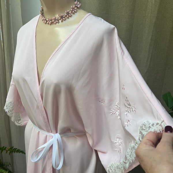 Vintage palest pink Josie Natori long robe S/M, Josie pink long robe S/M, soft pink flowing long robe S