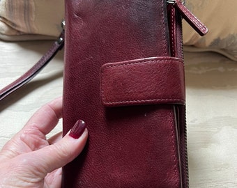 Vintage dark maroon high quality Rachel Roy wallet/clutch, 16 card slot multi zipper dark burgundy leather wallet, multi section clutch