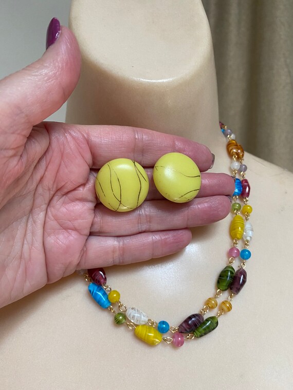 Vintage bright colors glass beads necklace, color… - image 3