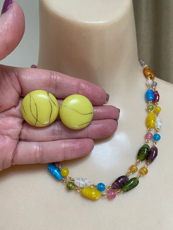 Vintage bright colors glass beads necklace, color… - image 9