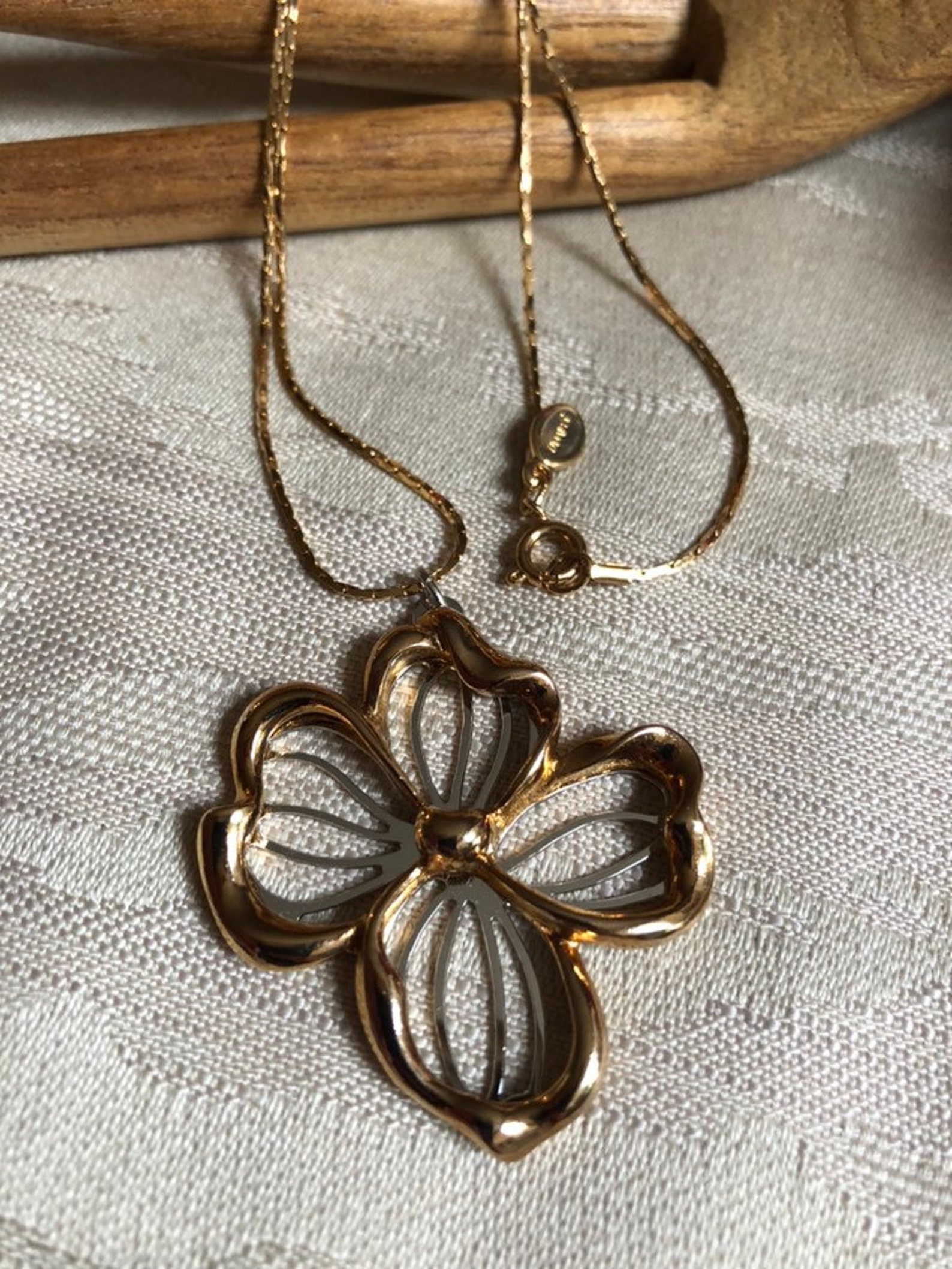 Vintage Avon 4 leaf clover pendant necklace gold silvertone | Etsy