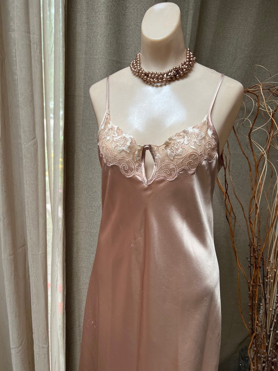 Vintage golden tan satiny Halston long night gown… - image 8
